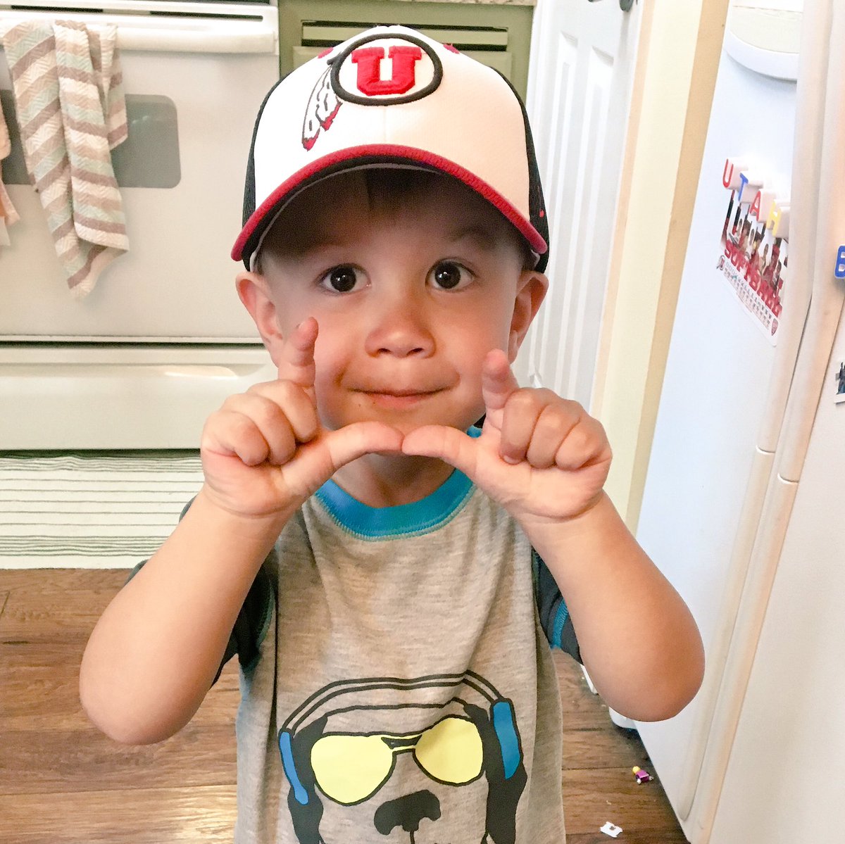 b6bwong's tweet photo. @Utah_Softball #MatMat is ready for Super Regionals! #NoSleepTilOKC #HeLovesHisNewHat #EvenInPJs #GoUtes @wobetxela https://t.co/TDaGusOBQN