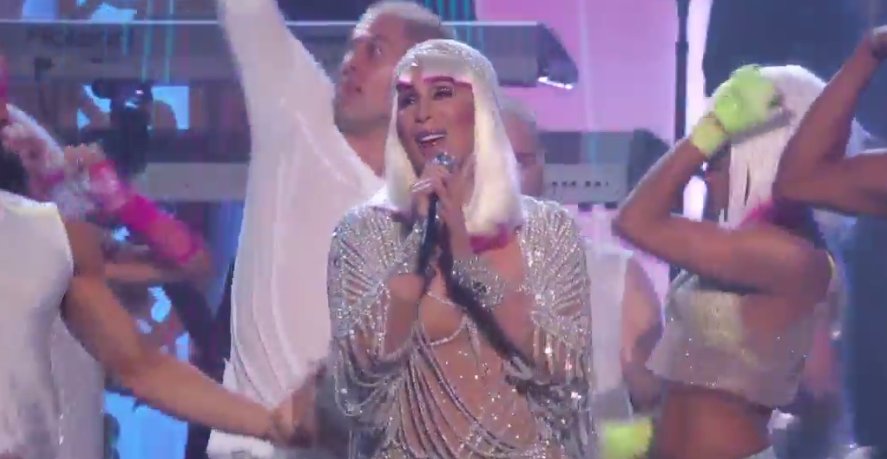 EW's tweet image. A true icon. 🙌🏼 #BBMAs