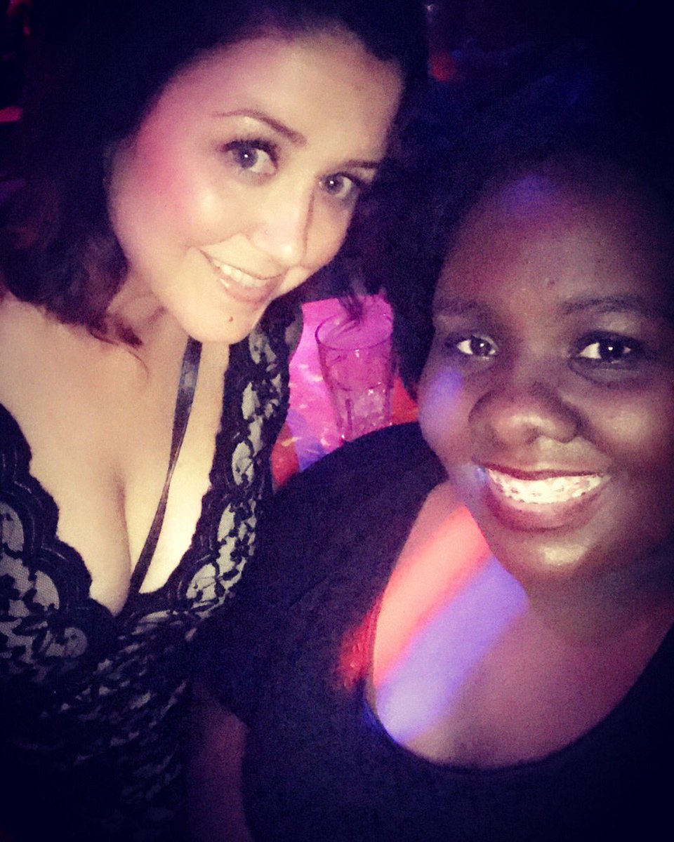 LWFutureBSW's tweet photo. So much fun at the #AOC Gala last night with my classmate @K_AllinderTSU. A great cause indeed! #BetheCure #AIDsOutreachCenter #beatAIDs https://t.co/V0fJi5xPTn