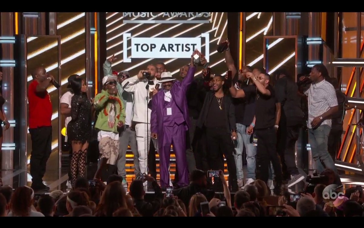 curatedbyctrl's tweet image. You deserve rounds tonight