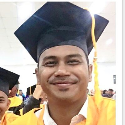 Keluarga besar HIMPALA UNRIKA mengucapkan Selamat Sukses atas Wisudanya Ketua Umum Himpala Unrika, Hari Mulia, SE