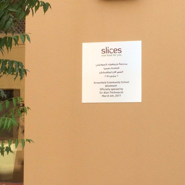 GCSPrimaryHead's tweet photo. Remembering the official opening of the #allotment @GCSchoolDubai . Official plaque now in place.@AlanTitchMarsh2 @MrPlunkettGCS https://t.co/ZiPxTH3rbE