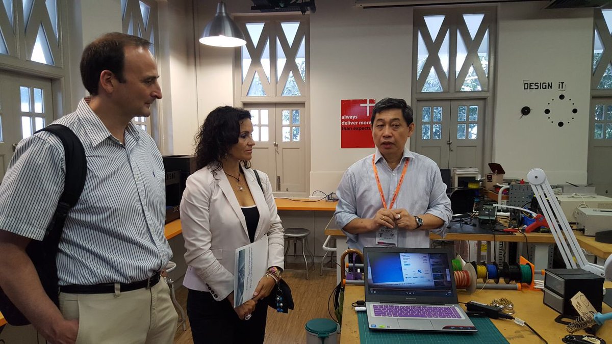 Any_Solution's tweet photo. At @IM_PixelLabs #Singapore meeting #innovative companies @Smartcow_ai @CiFiLED #smartcity #iot #bigdata #ArtificialIntelligence .@dordonyez https://t.co/ecacThETrW