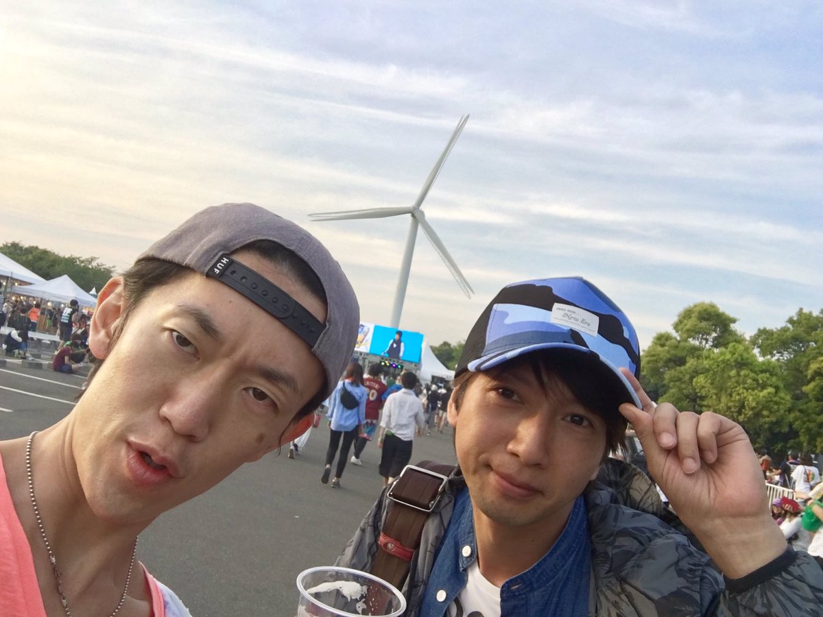 橋詰知久 声優 ナレーター 昨日 ユイト君と参戦したメトロック フェスは1日夢みたいですね いやー楽しかった 起きたら右腕だけ少し痛い 普段振らない動きしたんかな O O 橋詰知久 声優 ナレーター 昨日 ユイト君と参戦したメトロック フェスは1日夢みたいですね いやー楽しかった 起きたら右腕だけ少し痛い 普段振らない動きしたんかな O O