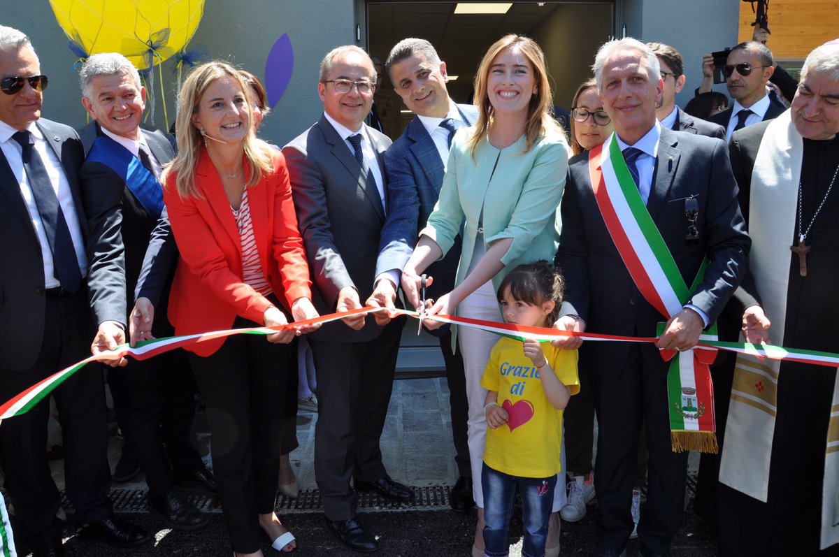 Nuova #scuola a #Crognaleto, 7.000 co-worker di <a href="/IKEAITALIA/">IKEA</a> sono l’anima del progetto grazie al loro contributo! #IKEAabbracciaCrognaleto
