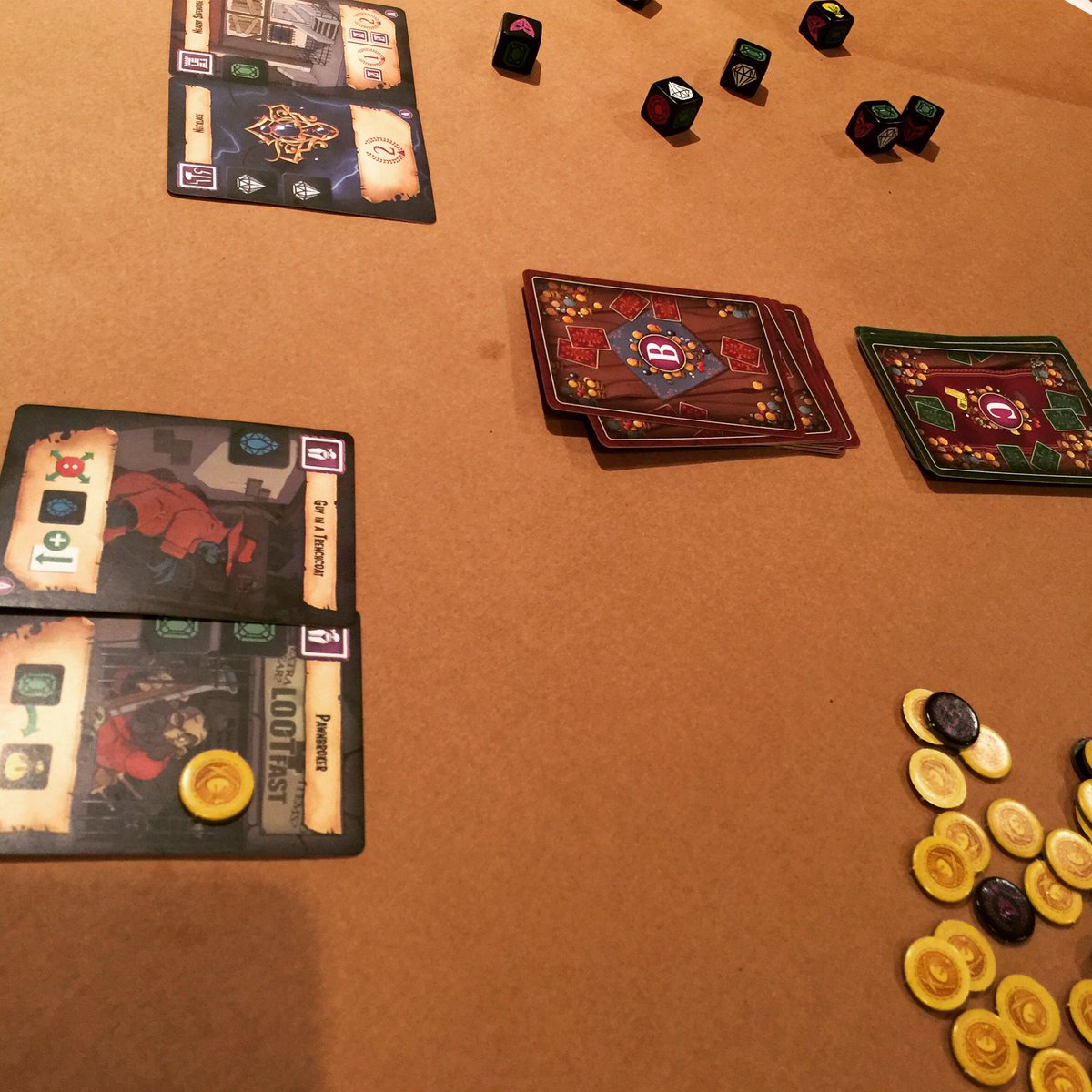 Played a round of #Thiefsmarket tonight. Check out our #giveaway for this going on our Facebook page! facebook.com/themotleygeek/… #tabletopgames