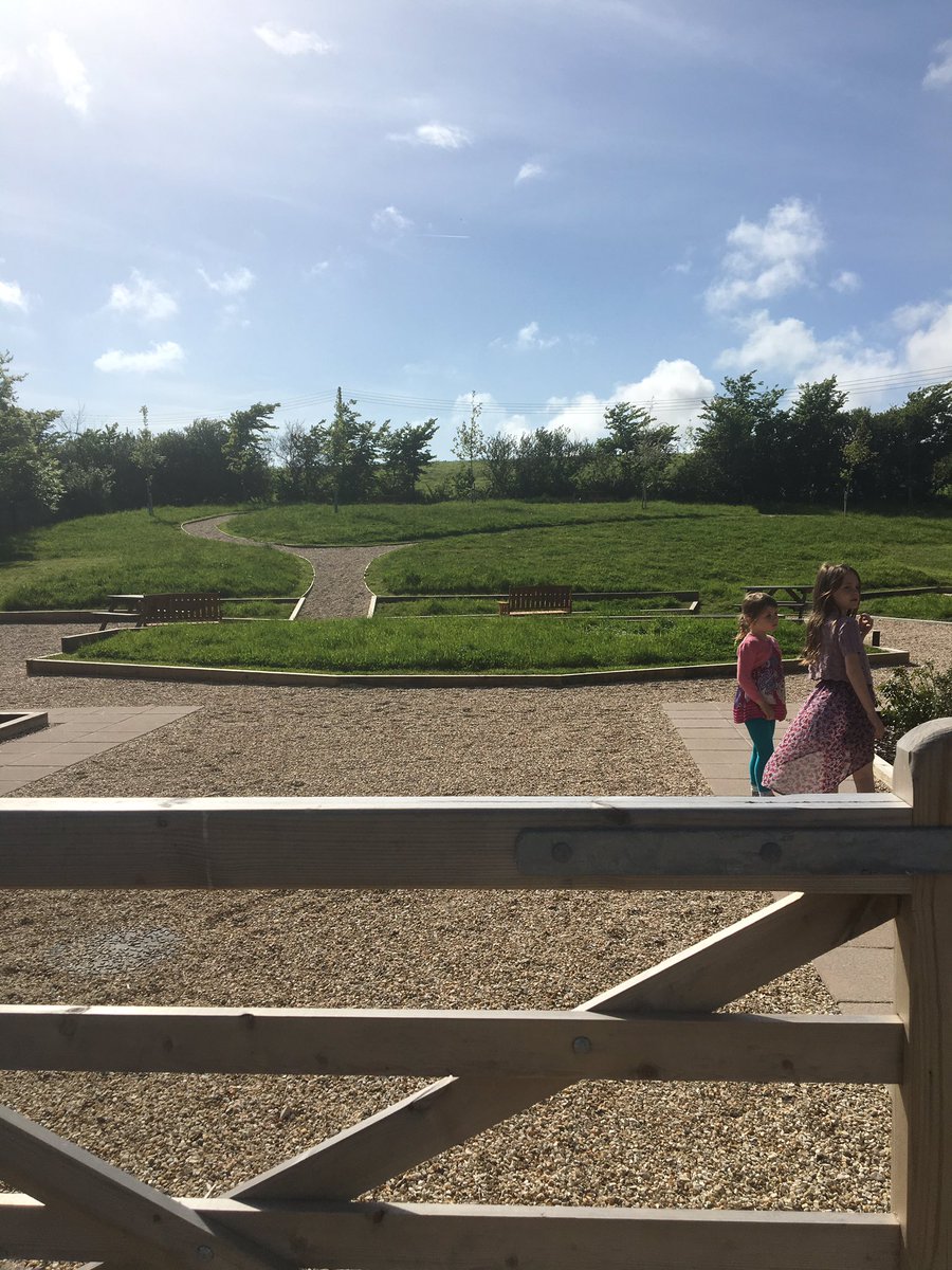 nmanormeadow's tweet photo. Summer may be full but now taking holiday bookings for the autumn half term, and Christmas and New Year! Great location for group booking https://t.co/k7OsuyGXpq