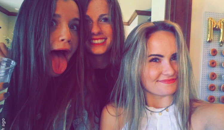 BeckmanAudrey's tweet photo. happy bday 2 the girl that keeps me on my toes;)) cheers 2 my lil sis &amp; fav chick, miss u &amp; ur cuddles already! Love uuu x482974👯🌟😋 https://t.co/6Y3C1azRXZ