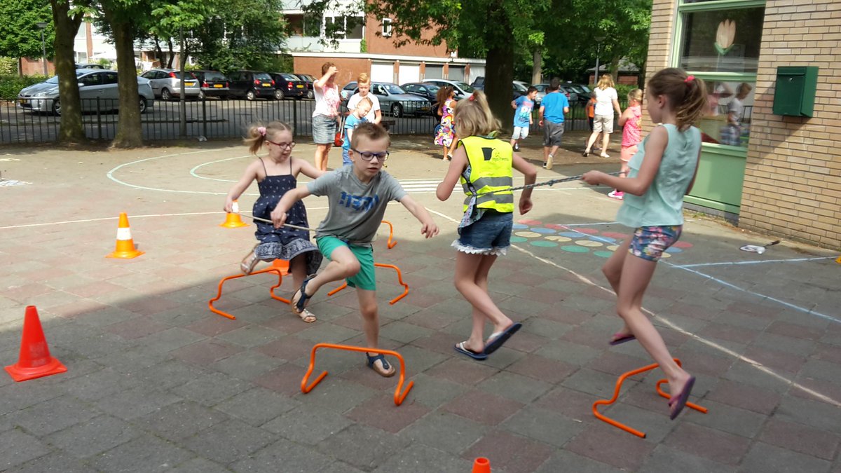 Hiiiiihhhjjaaaaaa paardje!! Heerlijk rondrennen als paard en voerman. @BeweegWijs