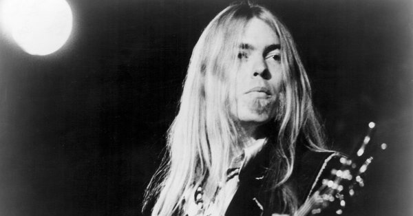 hankwilliamsj2's tweet photo. "We lost another great that will now join the angel band" https://t.co/27oUUiwZJB