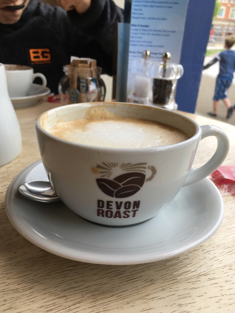 powderhamfarmer's tweet photo. Where can I find some @execoffeeroast coffee in exmouth @Baristaconvista ? This stuff just doesn't hit the spot! https://t.co/X2yYqBJ3Bh