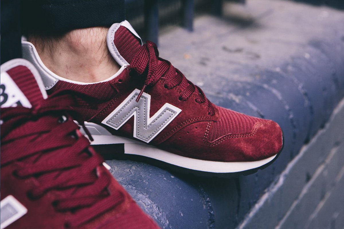 awesomesneaker7's tweet image. New Balance Drops a Striking Red &quot;Made in the USA&quot; M995
For $230 USD --- bit.ly/awesomesneakers