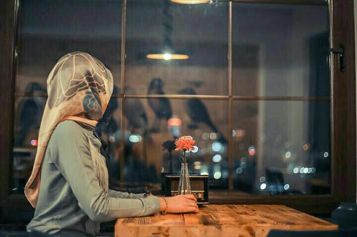 【 ❄✍🏻الإرتـقــــــــاء❄】

❄💙❄احذڔ من يقول لك ..
سرك في بئر" وتذكر ٲن ماء البئر يسقي الكثير .."