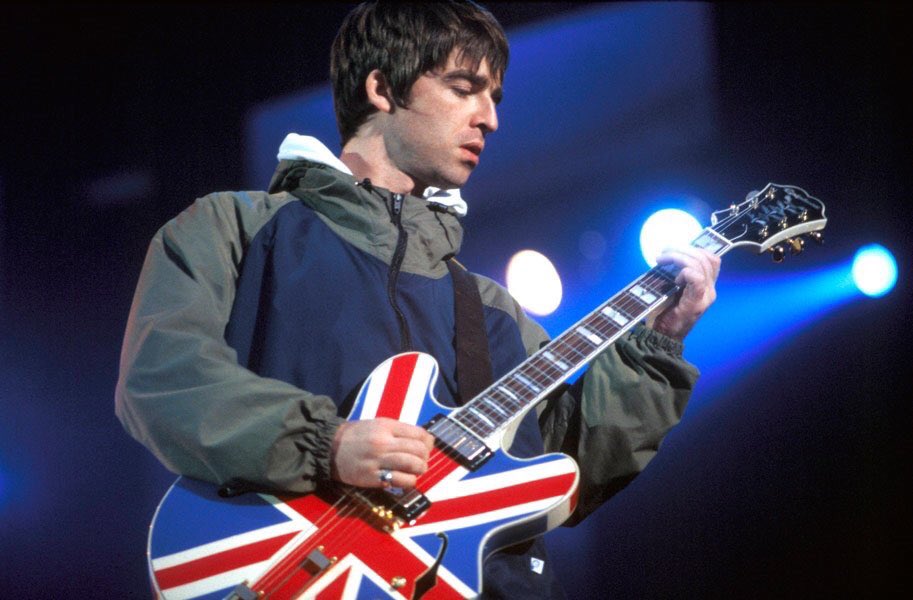 A very happy birthday to Noel Gallagher who turns 50 today.  