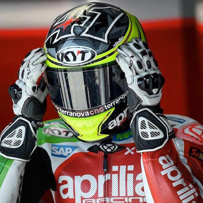 PlaymakerAG's tweet photo. Concentration, Mugello is here. / Concentración, Mugello está aquí. 💆🏻♂️😏🇮🇹 #A41 #PlaymakerRider #motogp #ItalianGP #aprilia #bearacer https://t.co/GyPO3UFK74