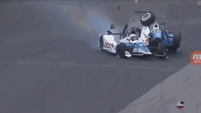 ComDigitalUPA's tweet image. Cómo sobrevivió Scott Dixon a uno de los accidentes más espectaculares de la historia de la Indy 500  bit.ly/2rNzccd