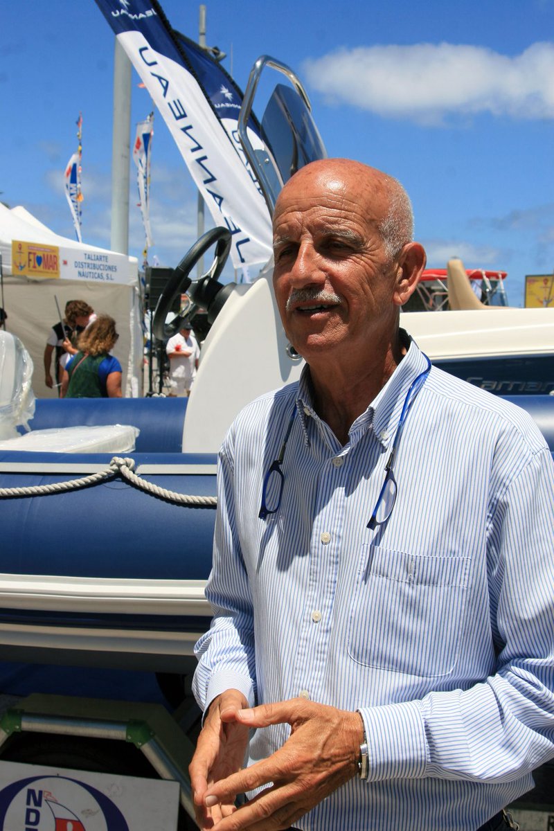 nauticacanaria's tweet photo. Entrevista a Erasmo Cabrera, gerente de Náutica y Deportes Tenerife en el marco de FIMAR2017 - https://t.co/Mc0gYUTfqd https://t.co/PiTqH1Rznh