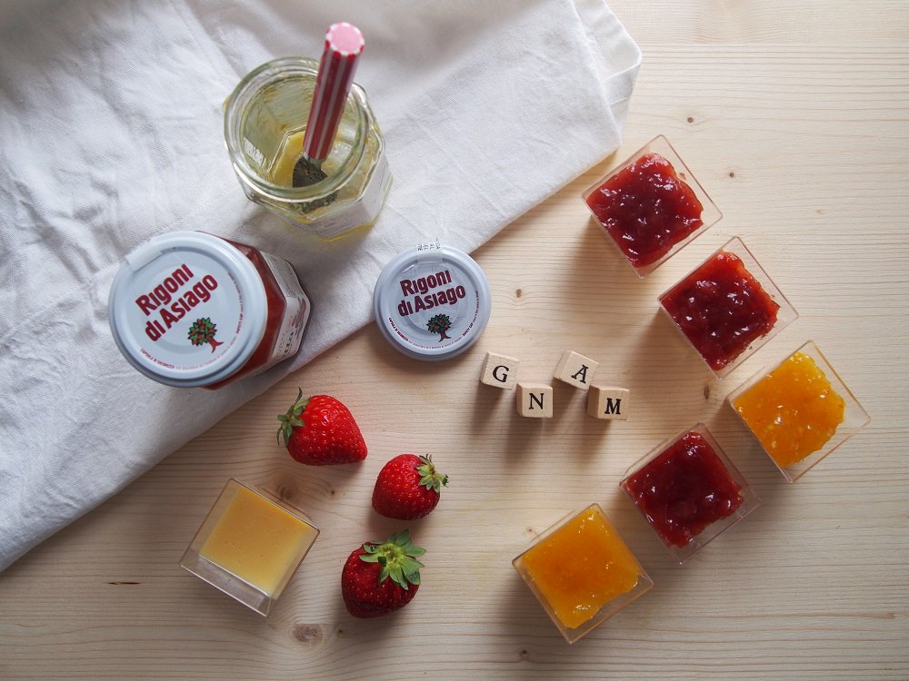 DanielaCompassi's tweet photo. Voglia di #estete e di cibi freschi; oggi per #dessert un #budino freddo guarnito con #fiordifrutta @RigonidiAsiago https://t.co/Yj79ZCe0Sd https://t.co/kJeoxT5JVr