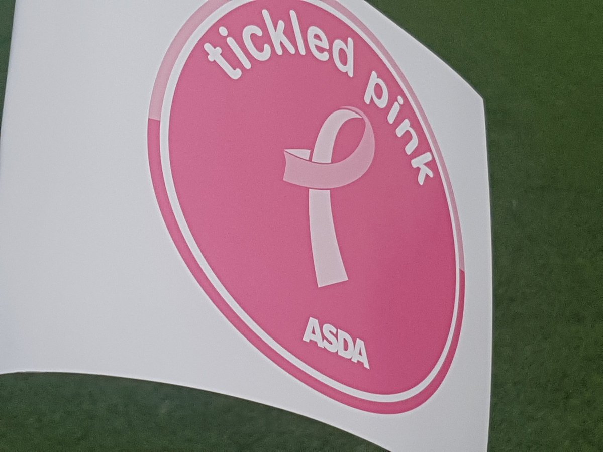 <a href="/asdaaltrincham/">Community Champion</a> playing football last night to support <a href="/asdatickledpink/">Tickled Pink</a> @DanGrinners <a href="/AsdaCommunity/">Asda Community Team</a> <a href="/asda/">Asda</a> #stepchallenge