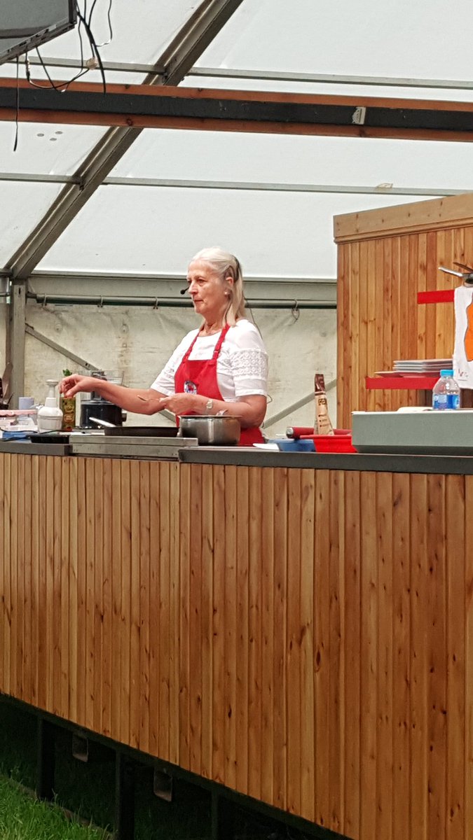 andys_kitchen's tweet photo. @teresabovey cooking up a selection of fantastic and very tasty dishes on the Country Kitchen at @Living_Heritage @burghleyhouse https://t.co/uQGKub0iek