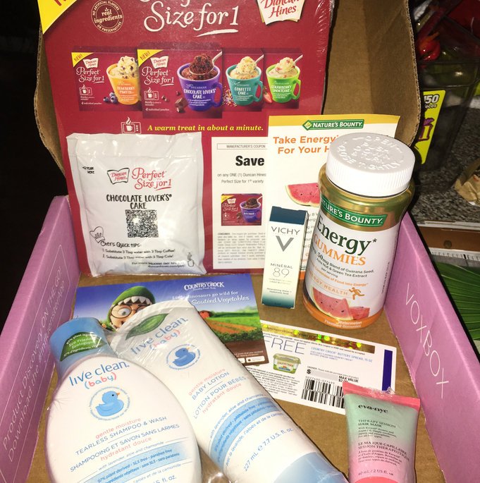 chrissy217's tweet photo. I can't wait to try all the #darlingvoxbox treats!! #influenster #youcanjointoo #complimentarysamples https://t.co/R3Qi3YTpCu