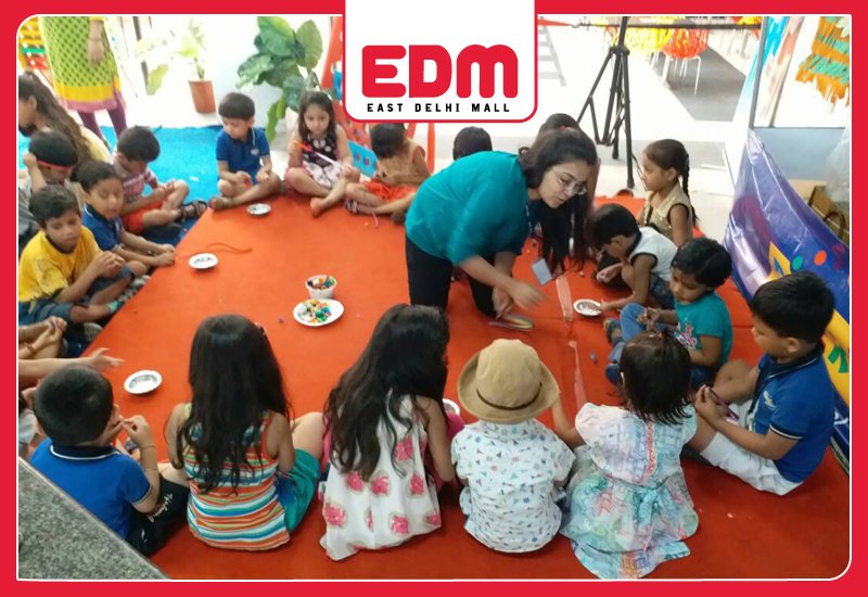 EastDelhiMall's tweet photo. Quilling Workshop of Risekids #SummerCamp 2017 #EDM Event...... #EastDelhiMall #QuillingWorkshop https://t.co/hHl78PB3zx