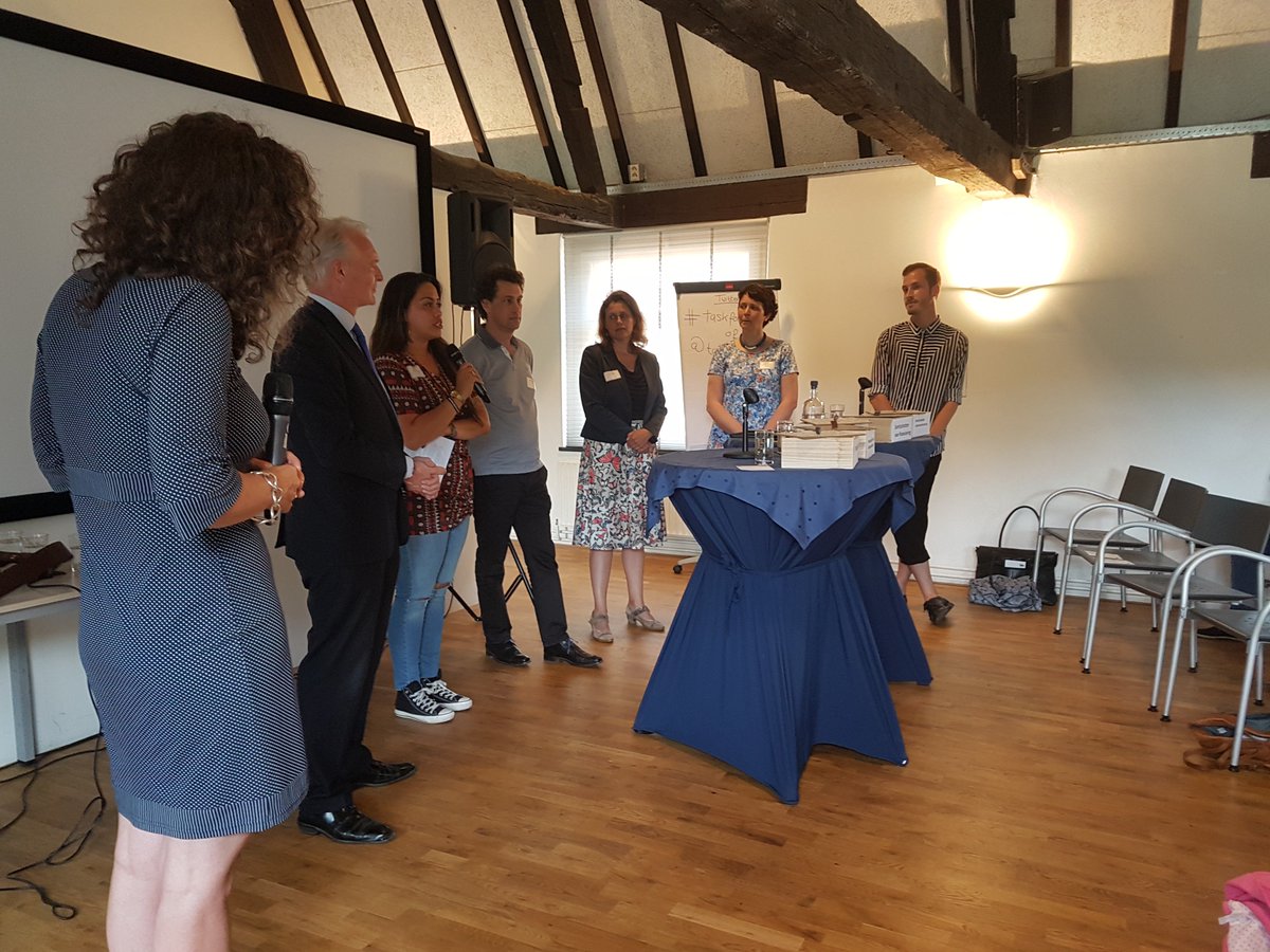 JongerenNetwerk's tweet photo. Het debat
#taskforceggz https://t.co/cAaRnfsoV3