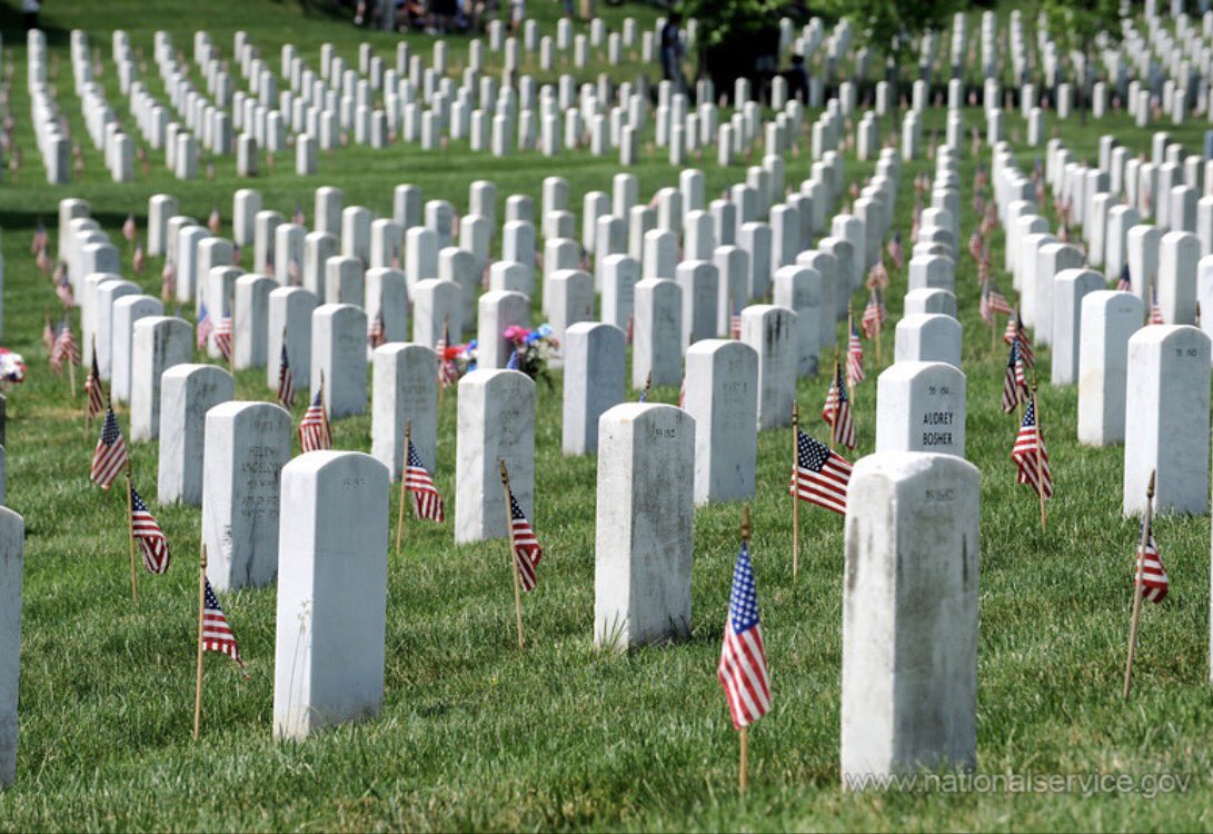 Today it's important we take a moment to remember and honor those that paid the ultimate sacrifice for our freedoms.