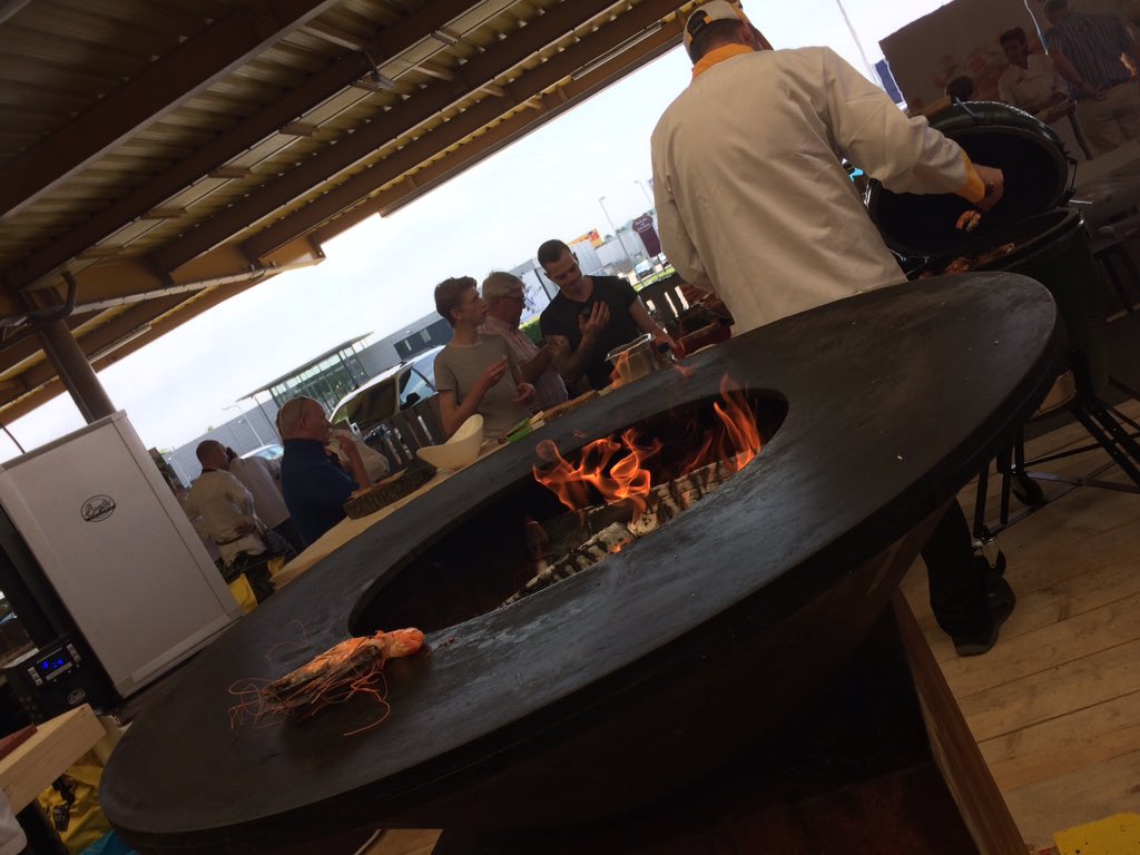 PieterLenstra's tweet photo. Gastrodag HANOS Heerenveen in volle gang! Komt u ook? #hanosheerenveen https://t.co/jsUIblS428