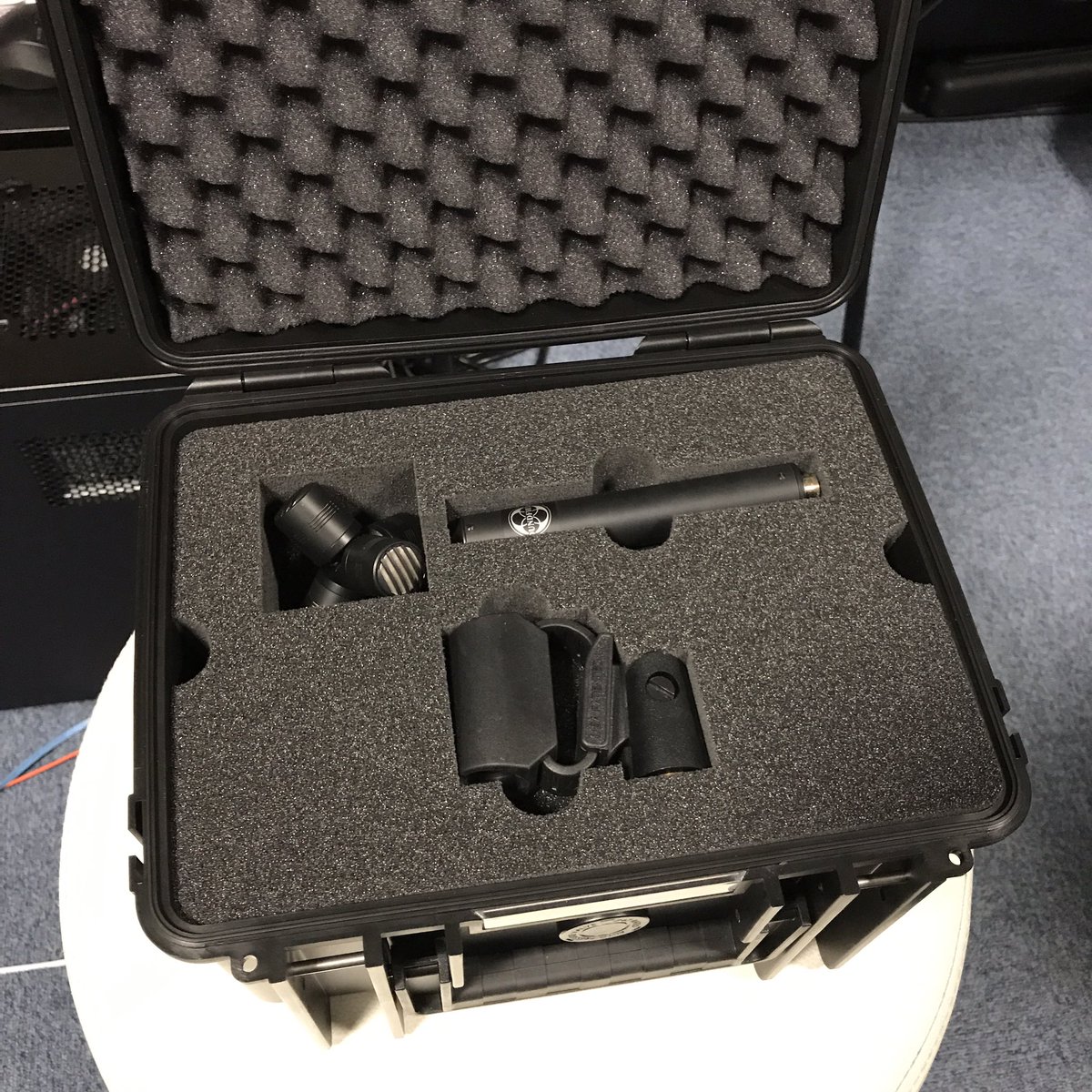 acousticfield's tweet photo. 発注してすぐ届くメーカーのレスポンスに一安心。
SOUNDFIELD SPS200
2本目のデモ機
#ambisonic #bformat https://t.co/RcPzXzbtvo