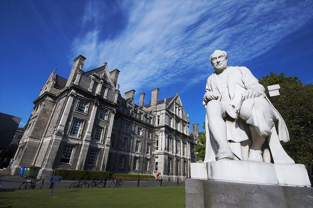 orgdublintours's tweet photo. George Salmon Statue at Trinity College

#dublin #dublinwalking #europetours #dublintours #dublinguide #discover 

https://t.co/vS5b5asz2j https://t.co/S4PmW41lHf