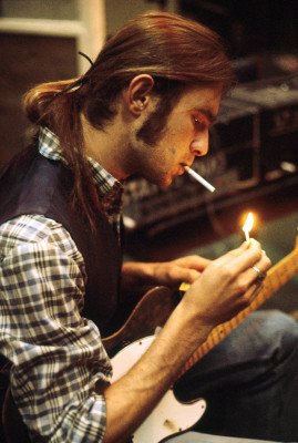 Happy Birthday today to Francis Rossi! Xx 