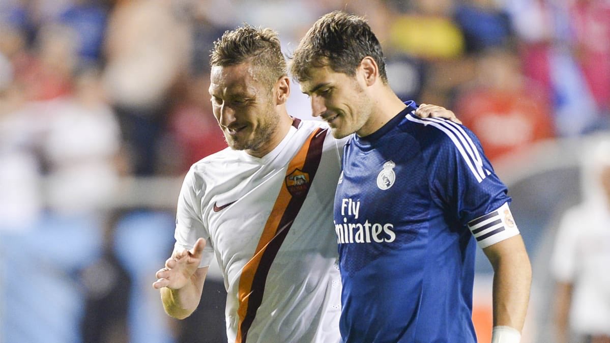 Leyenda 🙌🏼 un honor haber coincidido contigo! Siempre <a href="/Totti/">Francesco Totti</a> 🔝