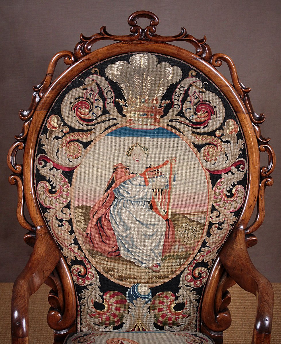 CollingeAntique's tweet photo. #Antiques Beginning of Urdd #Eisteddfod today. Pob lwc pawb. Good time to present this unique Welsh bardic chair. https://t.co/6OvczEQ0Ew https://t.co/Jl4xP3WmGE