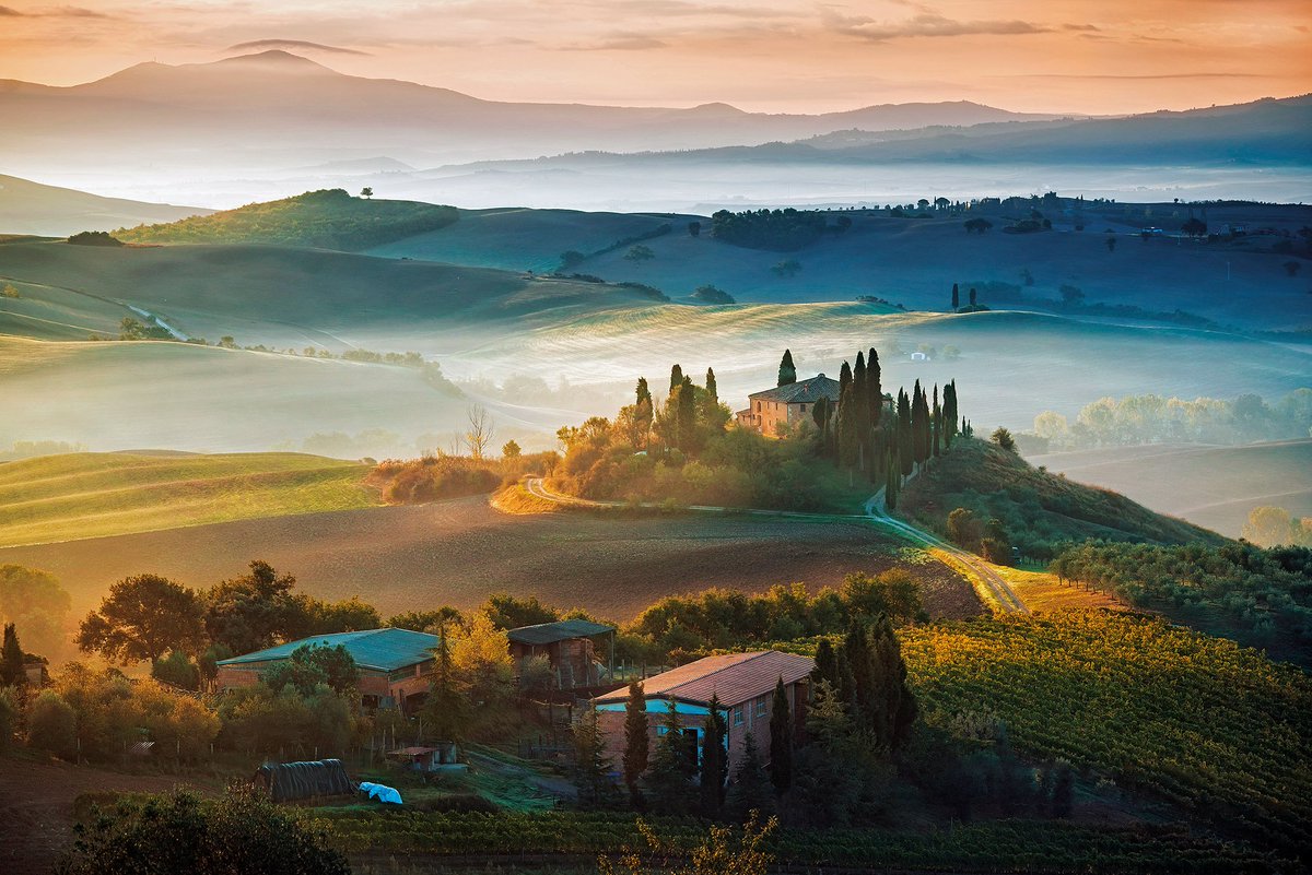 #GününMagması

Toskana; manzaraları, gelenekleri, tarihi ve İtalyan rönesansının başkenti oluşuyla ilham topraklarıdır. 

f.İlhan Eroğlu