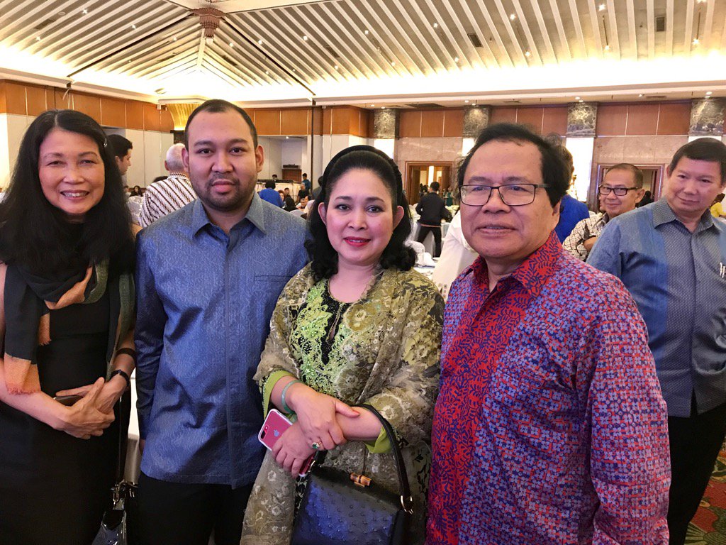 Hasil gambar untuk belajar dari tim ekuin gus dur