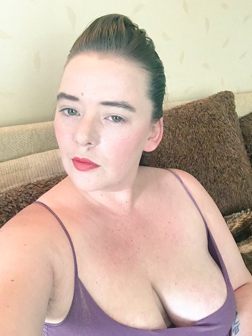 Come say hello! https://t.co/FaVMUm7I4D #femdom #submit https://t.co/F3dfn8HGX1<a href="/tag/femdom"class="tags">#femdom</a><a href="/tag/submit"class="tags"><span>#submit</span></a>