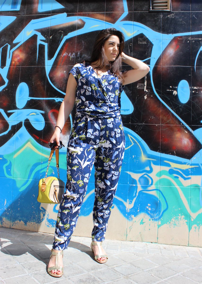 ¡Hola chicas! ¿Queréis conseguir este outfit?
Mono BÚSCALO 👓👓con el código 9080
Zapatos 👓👓 9323