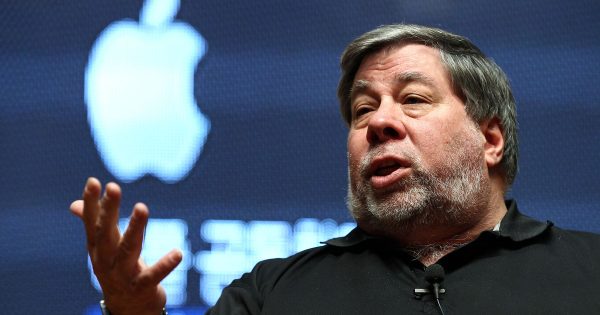 ComDigitalUPA's tweet image. Steve Wozniak: Apple no puede volver a romper los moldes de la tecnología bit.ly/2rNz6S4
