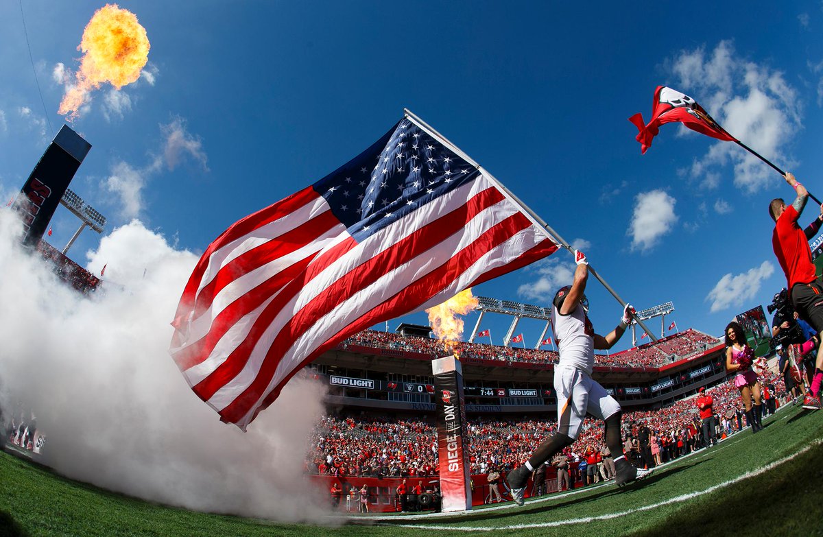 Today we honor those who made the ultimate sacrifice for our great country. #MemorialDay 🇺🇸