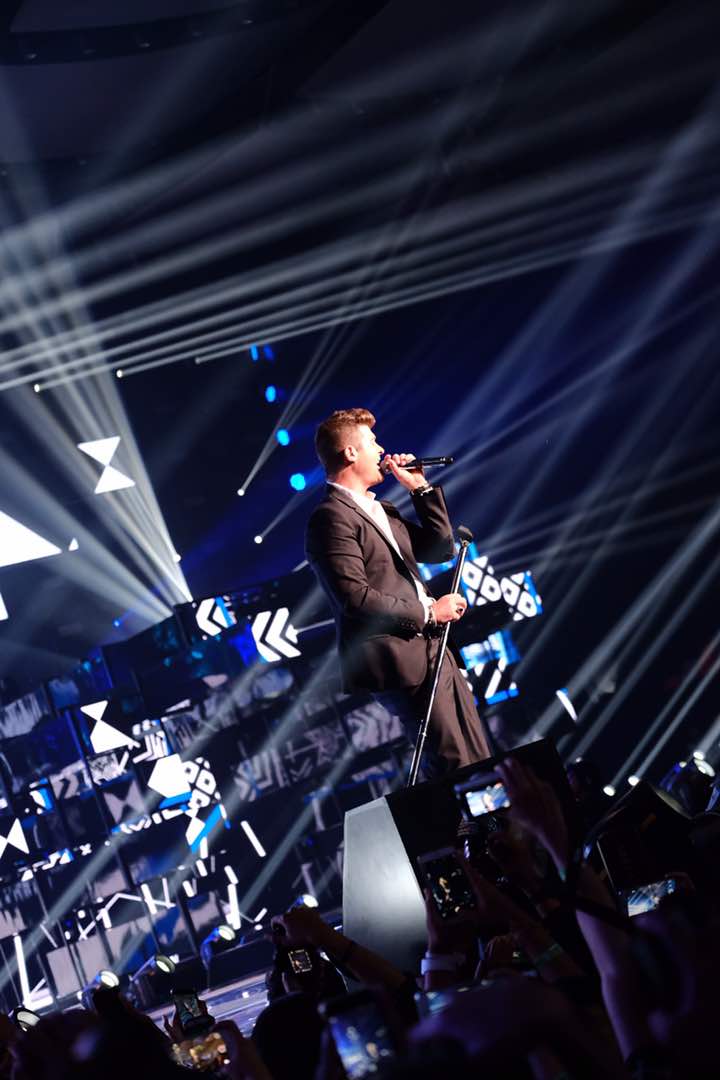 mdtvindonesia's tweet image. Masih dari kemeriahan #NET4GoodPeople semalam.

Thank you so much @robinthicke for your cool performances.