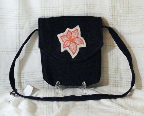 MasbagsMo's tweet photo. $20.00 #DarkBlue #InsidePocket #MagnetSnapSecure #SwingBag #FullyLined #embroidery #denim
d https://t.co/8A1Z9OK4ys
via @outfy https://t.co/BzBoQumLeS