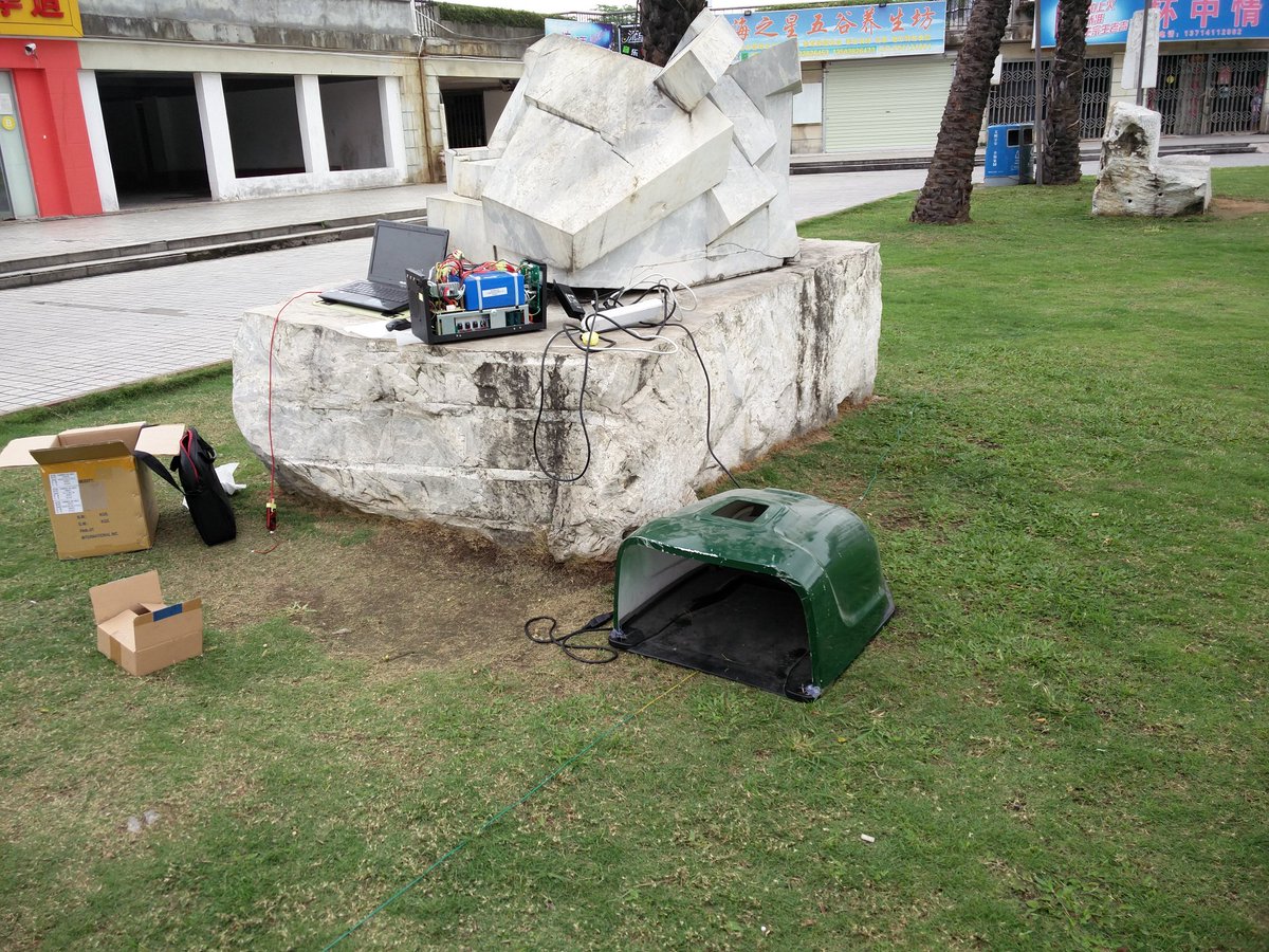 DeweRobot's tweet photo. #RobotMower Outdoor testing on robotic lawn mower DM1. https://t.co/DP8OgjsiPA
