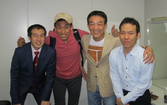 リバティクロス 阿部輝夫 なんでも鑑定団 スポーツグッズ鑑定大会 明日です 司会の石田靖さん 野球グッズ鑑定士 山本さん 格闘技グッズ鑑定士 泉さんとラケットスポーツグッズ鑑定士の阿部です 各分野がお茶の間で盛り上がり普及へのお手伝いが出来れ リバティクロス 阿部輝夫 なんでも鑑定団 スポーツグッズ鑑定大会 明日です 司会の石田靖さん 野球グッズ鑑定士 山本さん 格闘技グッズ鑑定士 泉さんとラケットスポーツグッズ鑑定士の阿部です 各分野がお茶の間で盛り上がり普及へのお手伝いが出来れ