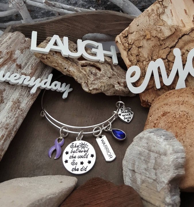 FJJCreations's tweet photo. LP-1 Eating Disorder Anorexia Awareness Bracelet She Believed She Could So … https://t.co/EeloCVRaNW #FJJC #Bracelet https://t.co/WPa1Rps6AD