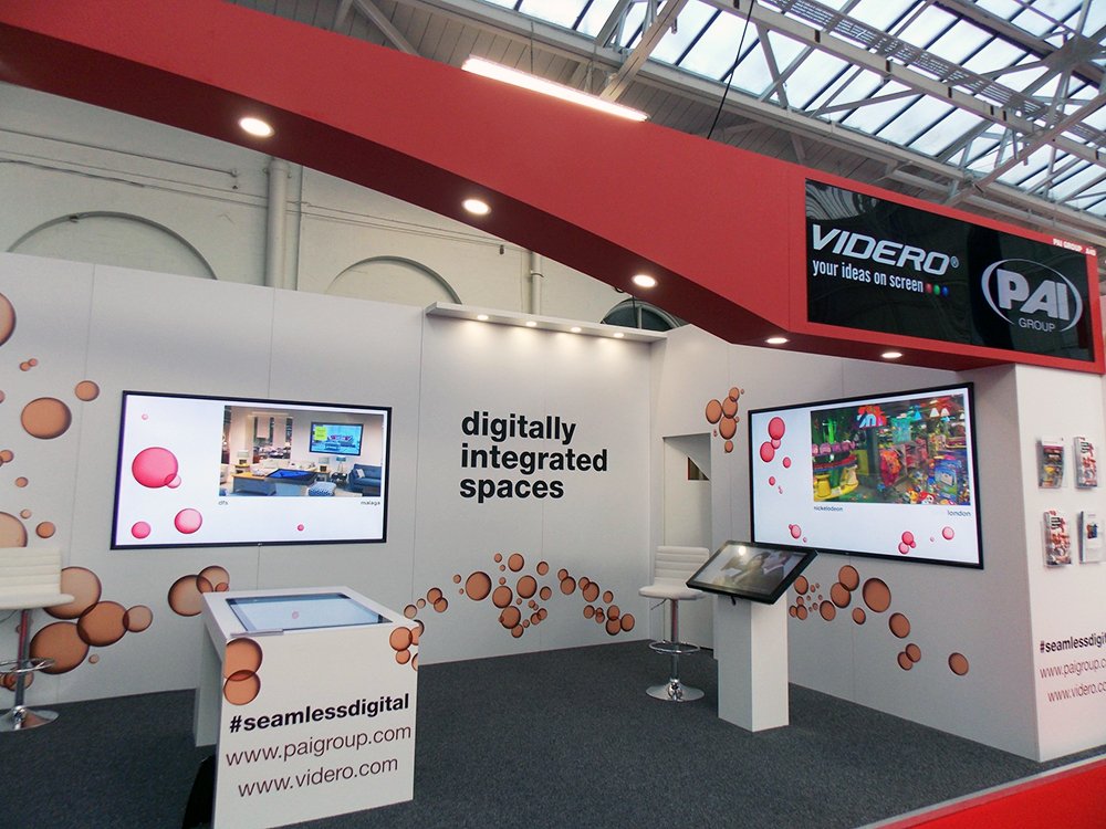 Waters_Creative's tweet image. Always lovely to see #design come to life! Hope you enjoyed #RDSE2017 last week, @ThePAIGroup! 🔴 #seamlessdigital