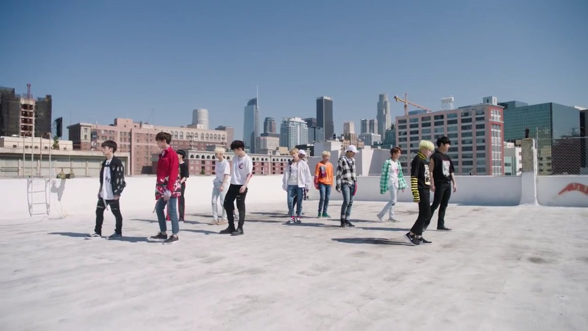SEVENTEEN “泣きたくない”
youtu.be/zEkg4GBQumc

●画質は720p以上
●音量は半分以上(イヤホン付けない)
●MVは最初から最後まで止めないで流す
●連続で流さずセブチの他のMVを挟みながら流す

SEVENTEENのためにお願いします！