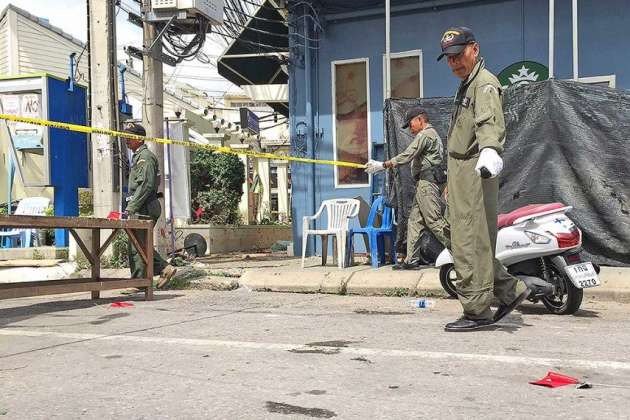 Outlookindia's tweet image. #BombExplosion at a Military-Run Hospital in #angkok Wounds 25 People
goo.gl/o5t3g1