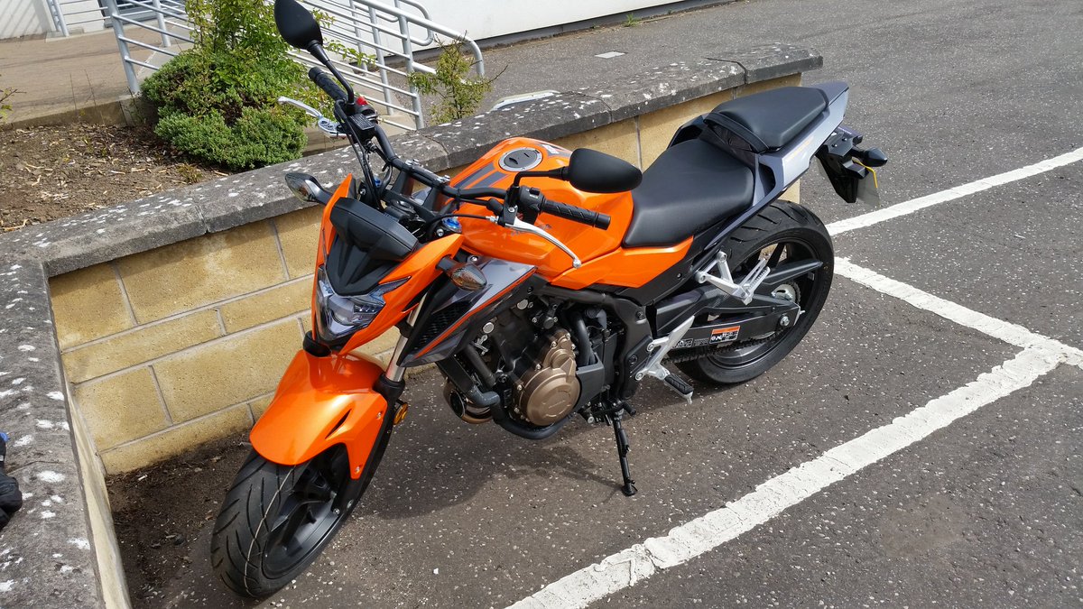 rewirew's tweet photo. Today's random wheels whilst the main is in for its mot. Turns nicely! Feels sluggish tho. Puny 600cc https://t.co/1Z3sKhWY1E