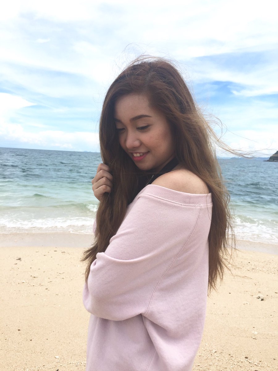 HeyaSerah's tweet image. I know places we won't be found 🌊☀️💖 #IslaGigantes